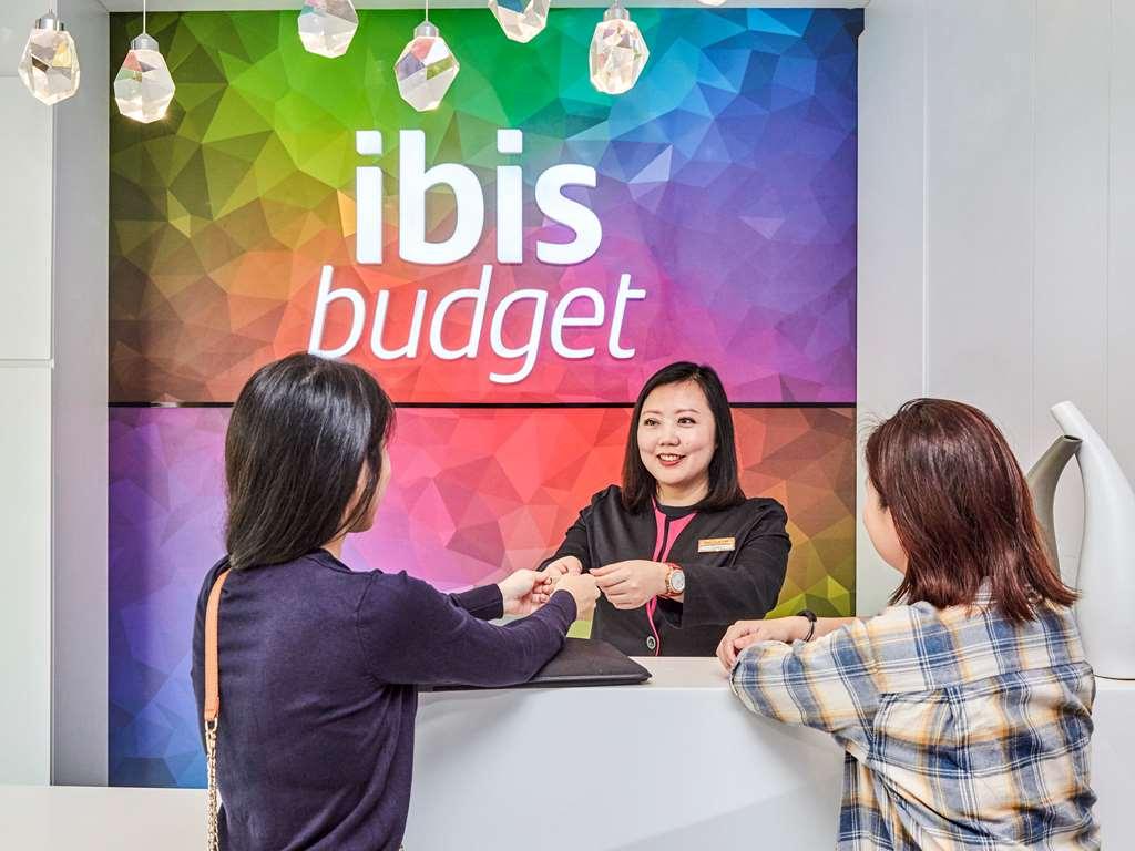 Ibis Budget Singapore Ametrine Bagian luar foto
